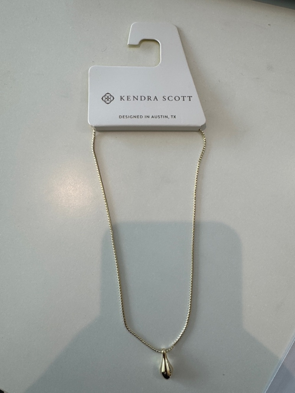 Kendra Scott pendant necklace 14k Gold over Brass
